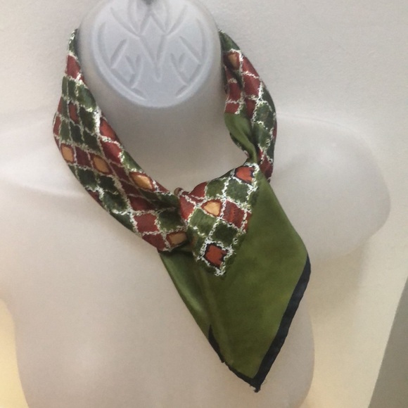 Chic Elegant design Square Bandana  Neckerchief VTG - Picture 3 of 16